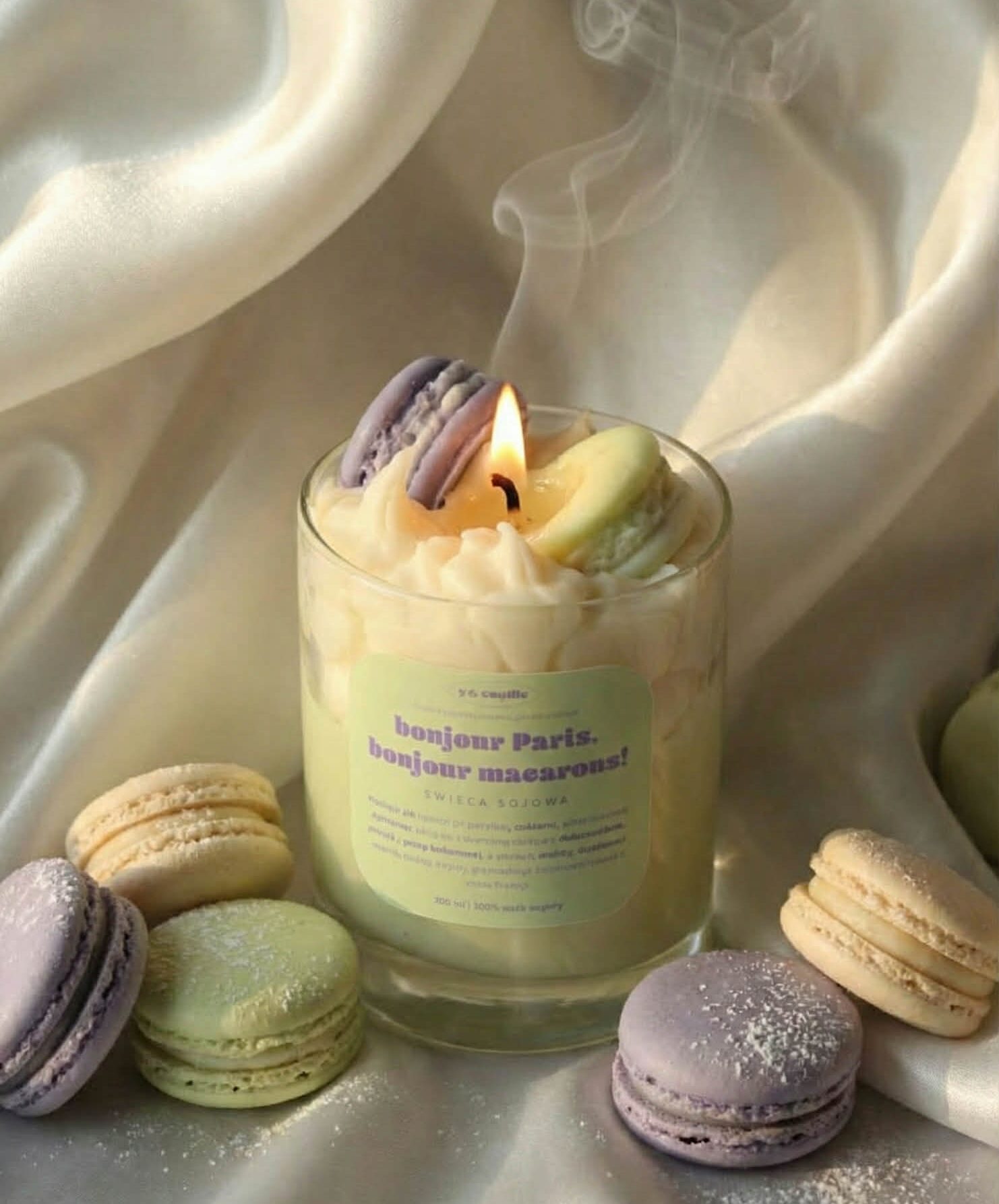 Bonjour Paris, bonjour macarons! - świeca sojowa z makaronikami - obrazek 4